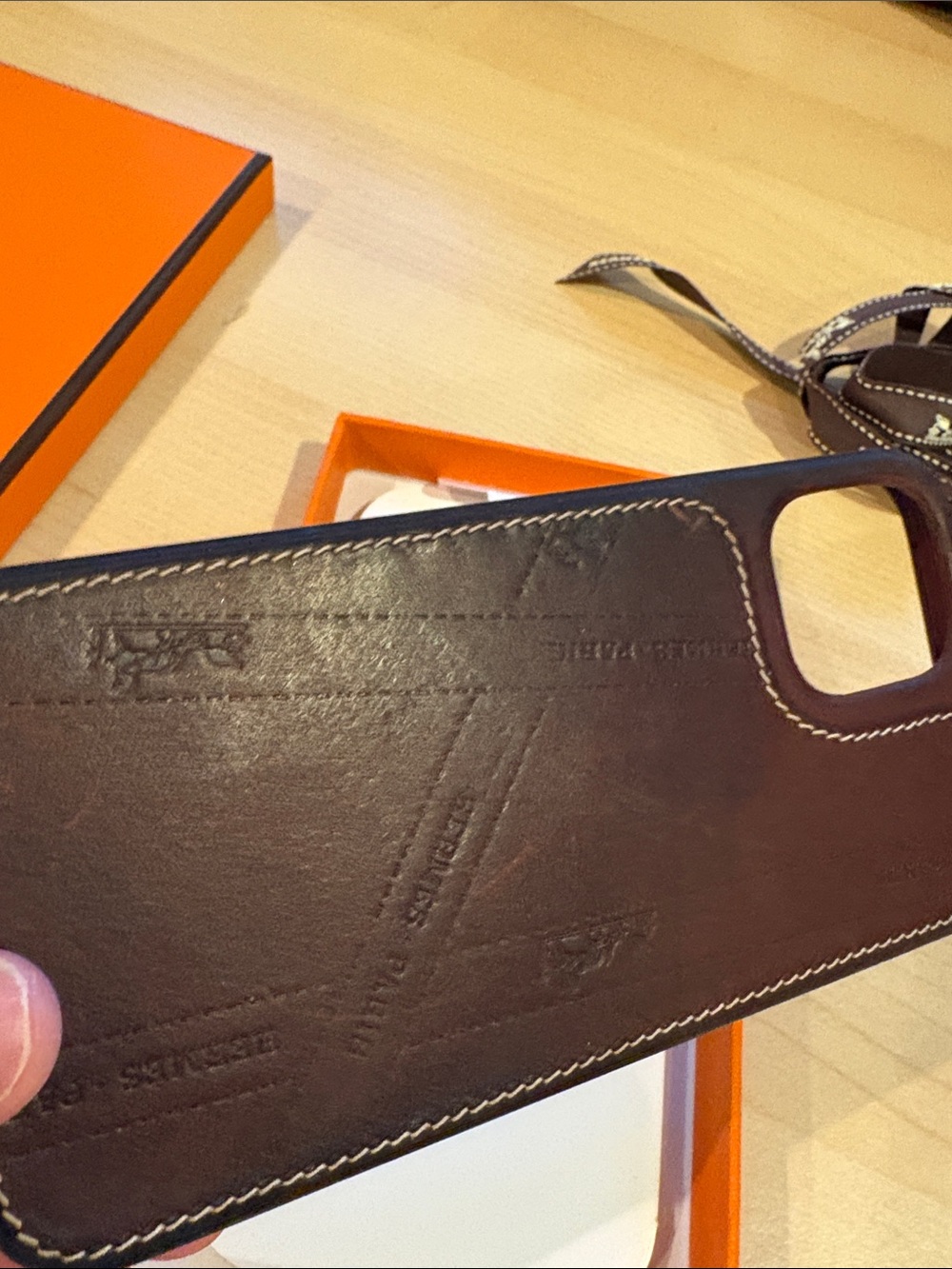 Hermes Brown Leather iPhone Case - Accessories - Picture 4 of 5